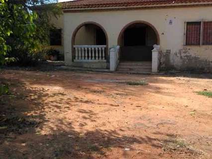 Chalet en venta en Carmona rebajado