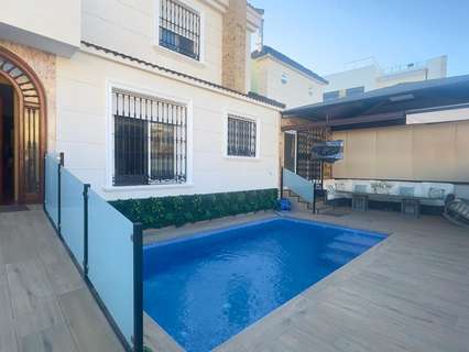 Casa en venta en Orihuela zona Orihuela-Costa rebajada