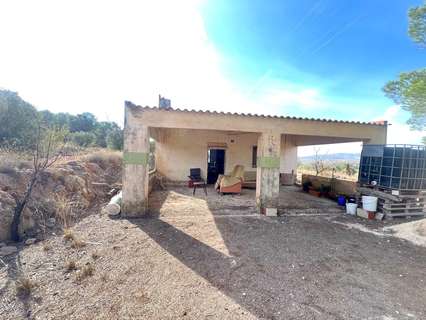 Casa en venta en El Pinós/Pinoso
