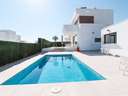 Casa en venta en Benimantell