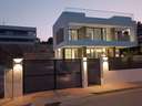 Casa en venta en Estepona