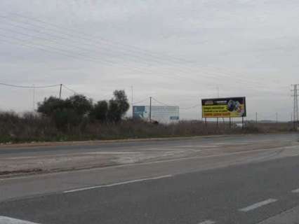 Parcela industrial en venta en Dos Hermanas