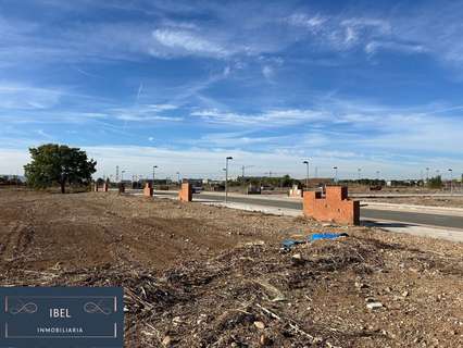 Parcela urbana en venta en Alovera