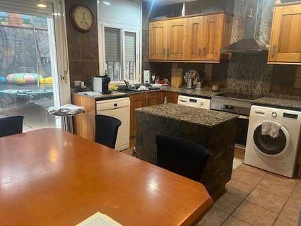 Casa en venta en Abrera