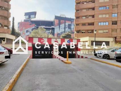 Plaza de parking en alquiler en Valencia zona Mestalla