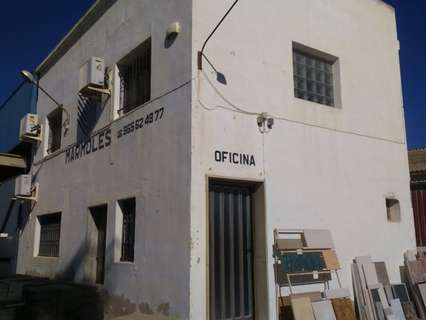 Chalet en venta en Novelda