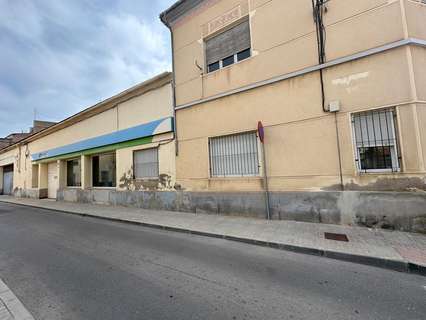 Nave industrial en venta en Novelda