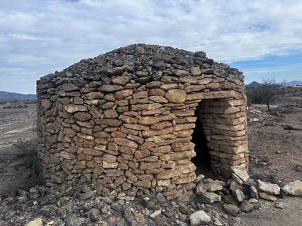 Parcela rústica en venta en El Pinós/Pinoso