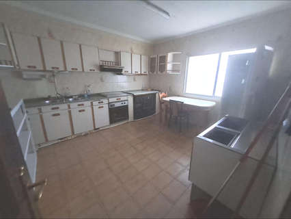 Local comercial en alquiler en Carracedelo