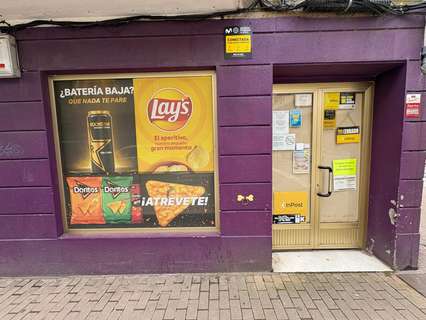 Local comercial en alquiler en Cangas