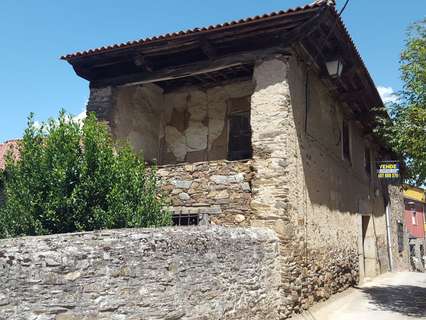 Casa en venta en Ponferrada zona Villar de los Barrios, rebajada
