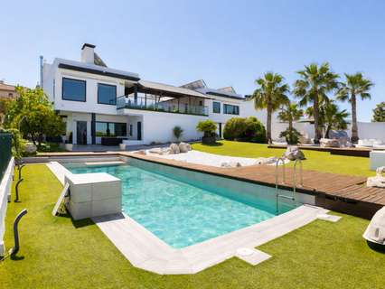 Casa en venta en La Zubia