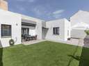 Casa en venta en La Zubia
