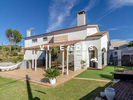 Casa en venta en Castellví de Rosanes
