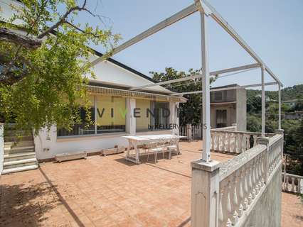 Casa en venta en Castellví de Rosanes