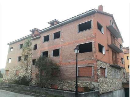 Edificio en venta en Boñar