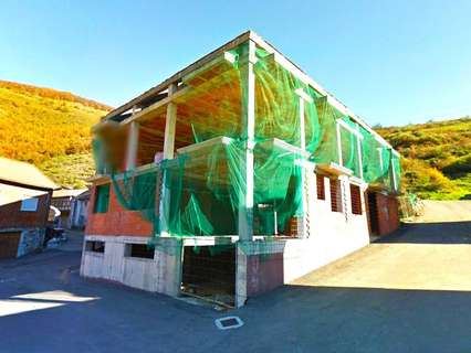 Edificio en venta en Puebla de Lillo