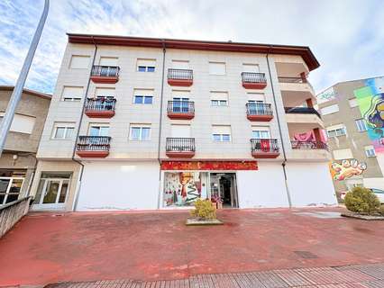 Piso en venta en Cacabelos