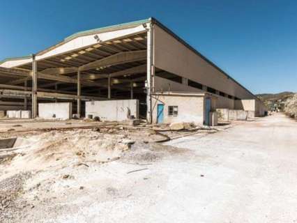 Nave industrial en venta en Villafranca del Bierzo, rebajada