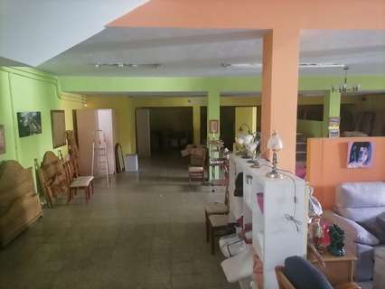 Edificio en venta en Vega de Espinareda