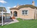 Chalet en venta en Benijófar
