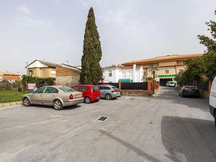 Parcela urbana en venta en Cájar
