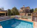 Chalet en venta en La Zubia