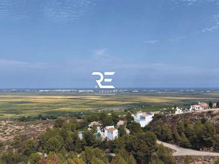 Parcela rústica en venta en Pego