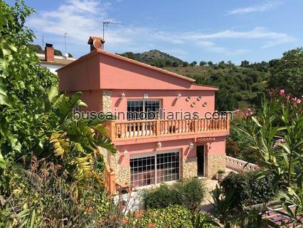 Villa en venta en Pineda de Mar, rebajada