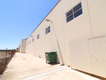 Nave industrial en venta en Los Montesinos