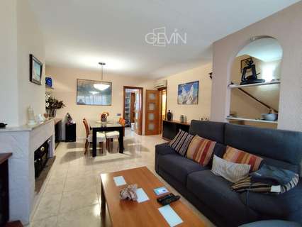 Casa en venta en Santa Perpètua de Mogoda