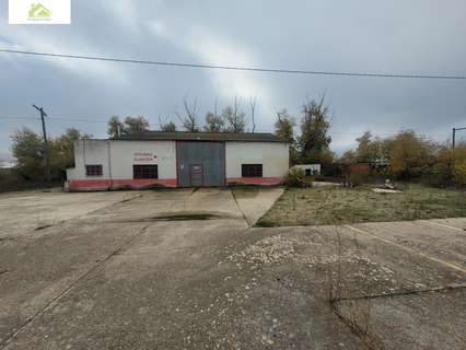 Nave industrial en venta en Coreses rebajada