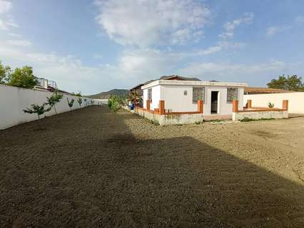 Parcela rústica en venta en Pinos Puente