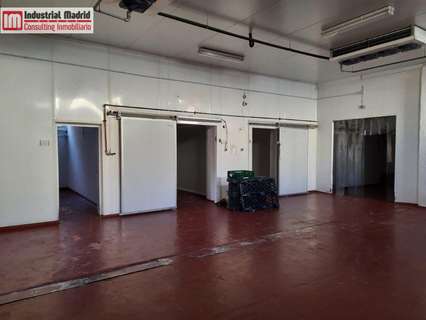 Nave industrial en venta en Velilla de San Antonio