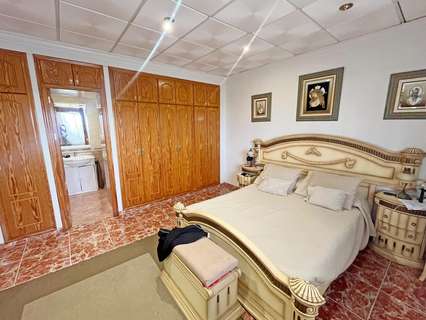 Chalet en venta en Los Montesinos