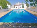 Casa en venta en Novelda