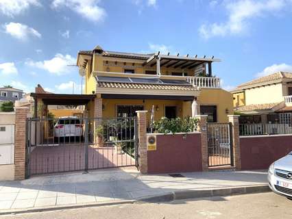 Villa en venta en Pilar de la Horadada, rebajada