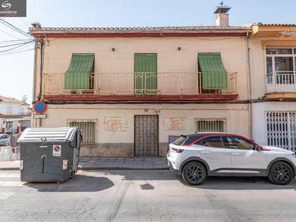 Casa en venta en La Zubia