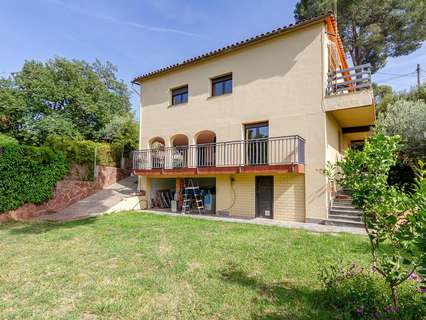 Chalet en venta en Castellví de Rosanes