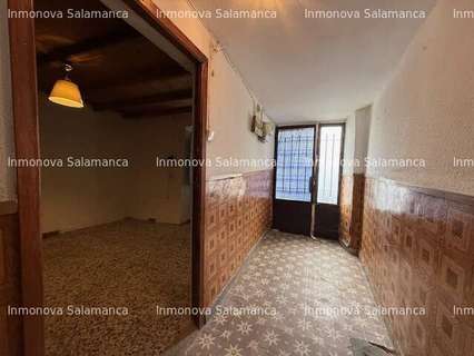 Casa en venta en Tarazona de Guareña