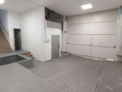 Nave industrial en venta en Humanes de Madrid