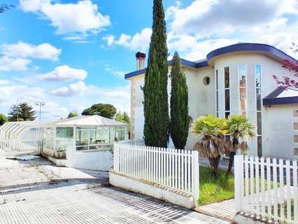 Chalet en venta en Carbajosa de la Sagrada