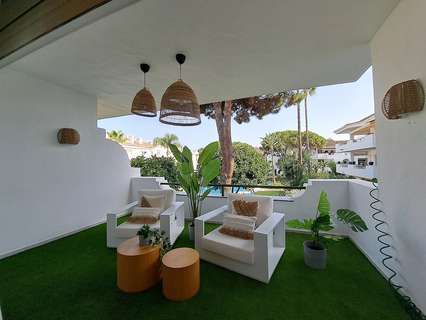 Apartamento en venta en Estepona