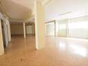 Local comercial en venta en Cornellà de Llobregat