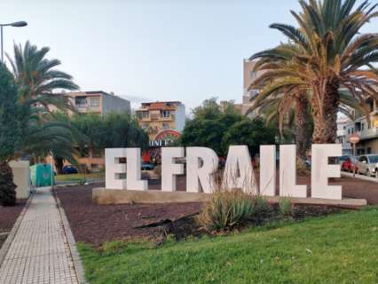 Plaza de parking en venta en Arona zona El Fraile