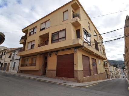 Apartamento en venta en El Pinós/Pinoso