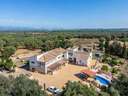 Cortijo en venta en Lloret de Vistalegre