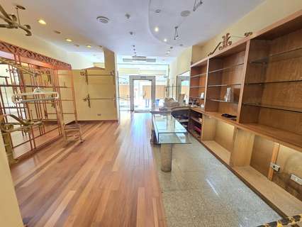 Local comercial en venta en Baiona