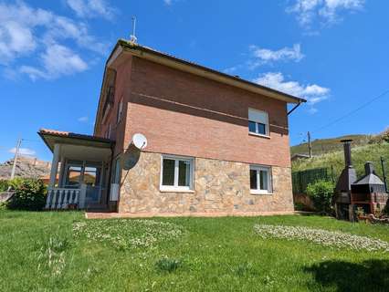 Villa en venta en Clavijo