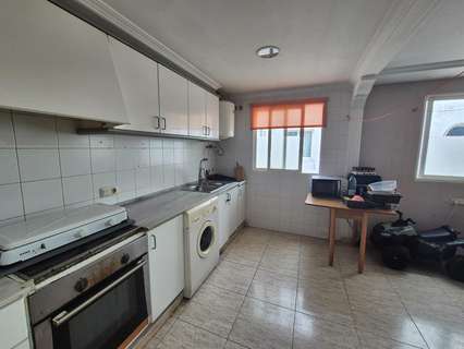 Piso en venta en Ador